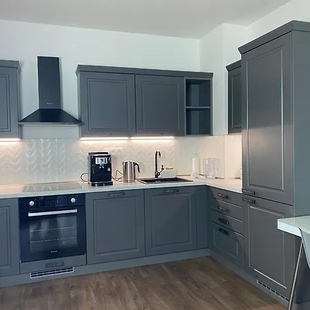 Miko, Free Garage Parking * Trnava