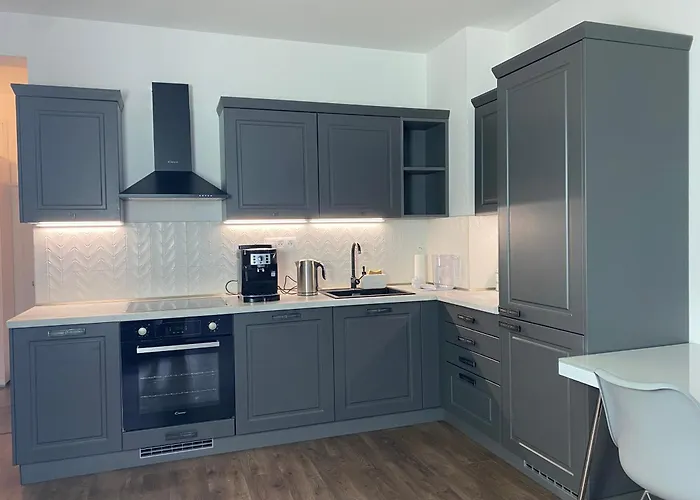 Miko, Free Garage Parking * Trnava